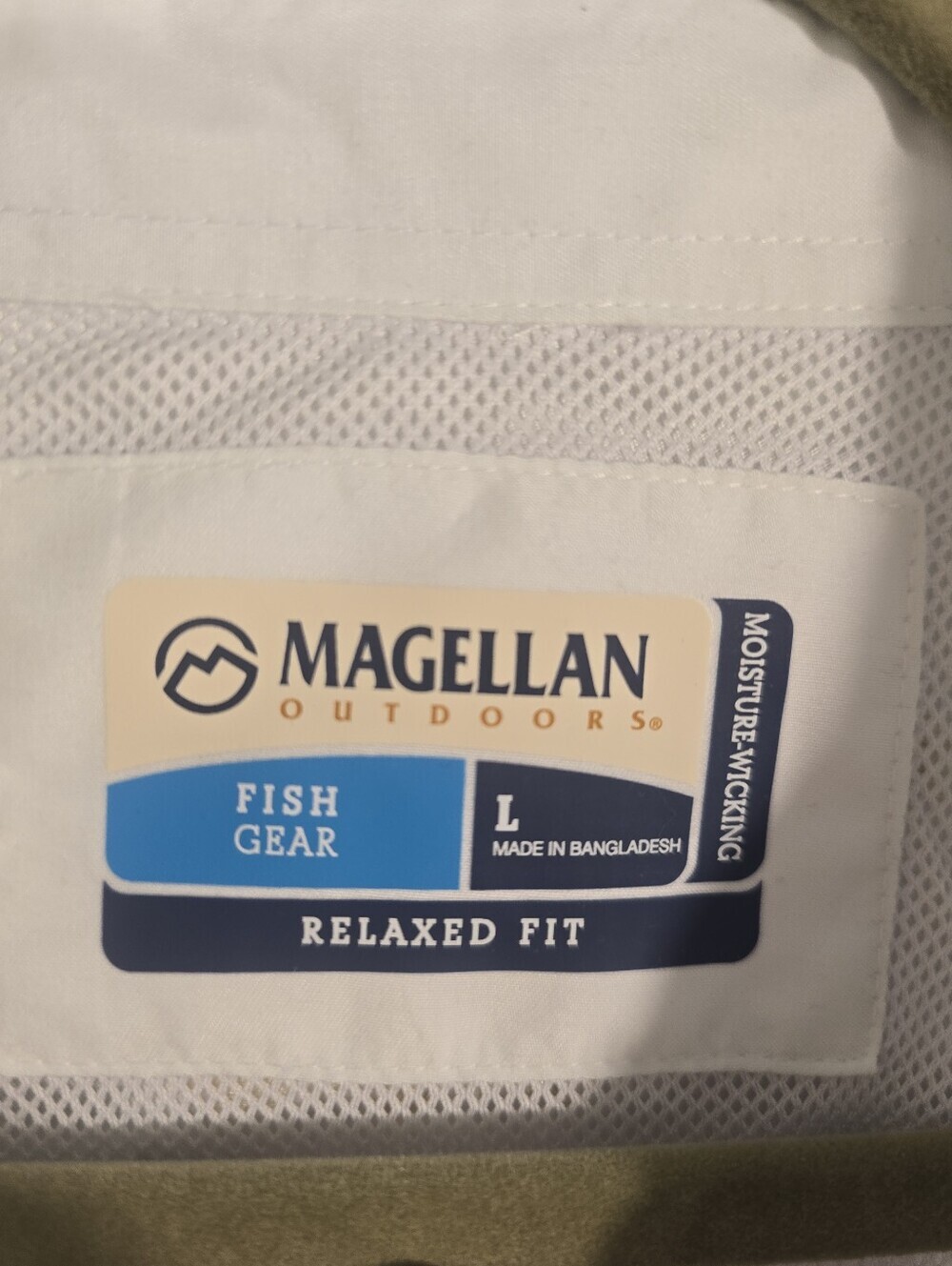 Magellan Fishgear White Embroydered Guayabera S Sleeve Poly Shirt. Mens L - Picture 3 of 13